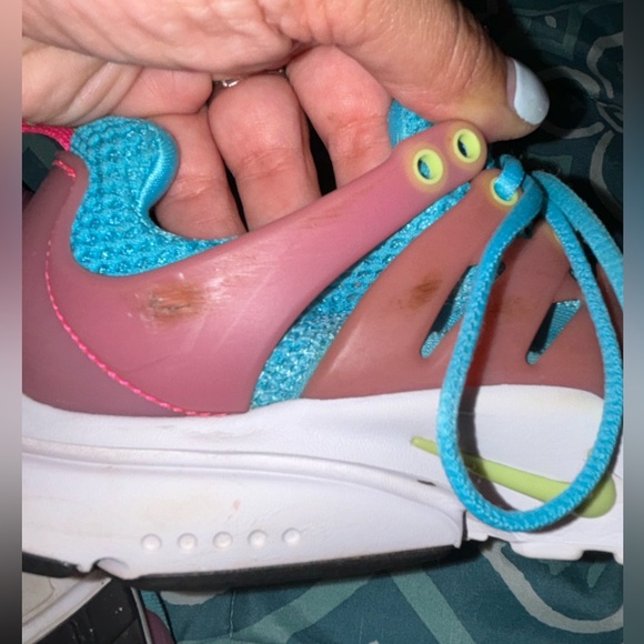 Nike Girls PRESTO GS size 4 - Picture 8 of 9